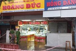 Nhân chứng kể lại giây phút đối tượng nổ súng cướp tiệm vàng ở TP Huế