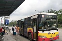 Ba doanh nghiệp được hỏa tốc chỉ định thầu vận hành 5 tuyến buýt trợ giá Bắc Hà xin bỏ