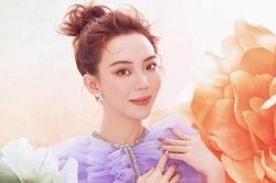 Thu Trang: 'Cái lửa nghề vẫn quan trọng hơn những khó khăn ở bên ngoài'