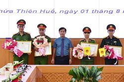 Vụ dùng súng AK cướp tiệm vàng: Khen thưởng tập thể, cá nhân xuất sắc