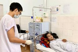 Chớ chủ quan sốt xuất huyết: Bệnh tăng nặng khi người bệnh cùng lúc mắc các tuyp khác nhau