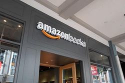 Cộng đồng giận dữ khi sách giả tràn ngập Amazon