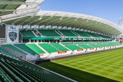 Pau đổi sân nhà vòng 2 Ligue 2 vì Quang Hải
