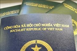 Đại sứ quán Việt Nam tại CH Séc tích cực giải quyết vấn đề liên quan mẫu hộ chiếu mới