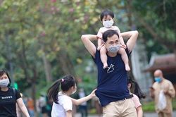Đề nghị xây dựng Luật Dân số: Giải quyết xu hướng già hóa dân số