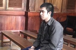 Hậu quả của 'nhà không có nóc', cha chết con vào tù