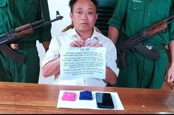 Bắt giữ 'con nghiện' tàng trữ trái phép ma túy