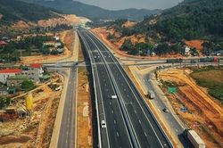 Bổ sung các điểm dừng xe khẩn cấp cao tốc QL45 - Nghi Sơn bằng kinh phí dự phòng