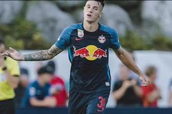 Benjamin Sesko là ai mà được cả MU và Chelsea săn đón?
