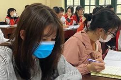 Nóng: Lịch sử thành môn bắt buộc, trường THPT bỏ chia nhóm môn