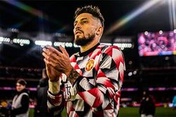 MU đồng ý cho Alex Telles đến Sevilla