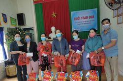Nữ bí thư chi bộ hết lòng với công việc