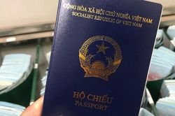 Bộ Công an sẽ bổ sung mục nơi sinh ở hộ chiếu mới