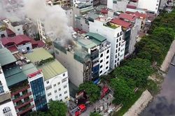 Khẩn trương tăng cường PCCC, Hà Nội yêu cầu nhà ở kết hợp sản xuất kinh doanh phải mở 'lối thoát nạn thứ 2'