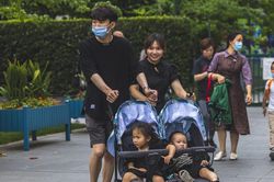 Nhà đông con mới dễ mua nhà ở Trung Quốc