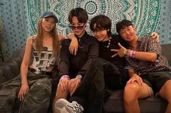Chỉ đến xem chơi, Jimin BTS vẫn là chủ đề nóng bậc nhất Lollapalooza