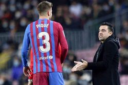 Barcelona: Lấy thìa bạc khỏi tay Pique