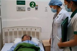Xương ống heo mắc trong phế quản người đàn ông gần 1 năm