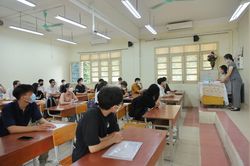 Vụ thí sinh bị điểm 0 vì ngủ quên: Hội đồng thi Cà Mau nói gì?