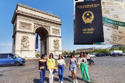 Hộ chiếu mẫu mới của Việt Nam trục trặc, DN lữ hành cuống cuồng lo bể tour