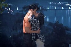 Bị Bình An tố ăn mắm tôm trước khi hôn, Quỳnh Kool phải lên tiếng đính chính