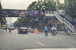 Chính thức phân làn riêng biệt cho ô tô, xe máy trên đường Nguyễn Trãi