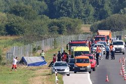 Croatia: Xe buýt chở người hành hương mất lái trên cao tốc, 12 người thiệt mạng