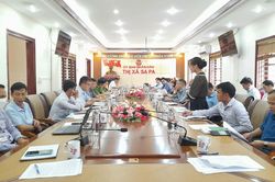 Sa Pa bàn giải pháp giải quyết tình trạng chèo kéo du khách