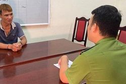 Bắt giữ nghi phạm giết người khi đang lẩn trốn trên xe khách