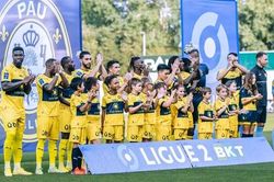 Quang Hải lần đầu đá chính tại Ligue 2