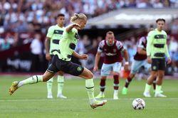 Haaland lập cú đúp, Man City đả bại West Ham
