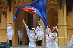 Thượng cờ kỷ niệm 55 năm thành lập ASEAN