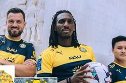 Báo Pháp sốc vì sản phẩm ăn theo Pau FC xuất hiện tràn lan