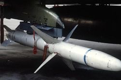 Mỹ gửi cho Ukraine vũ khí có thể diệt 'rồng lửa' S-400 của Nga