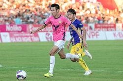 Chuyên gia Nguyễn Thành Vinh: 'Mừng cho Quang Hải và vui cùng V League 2022'
