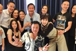 Cặp 'tình nhân màn ảnh' Lý Hùng-Diễm Hương bất ngờ hội ngộ sau gần 30 năm