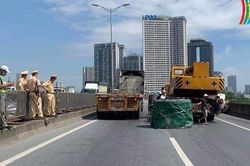 Bộ GTVT yêu cầu xử lý nghiêm vi phạm về xếp dỡ hàng hóa