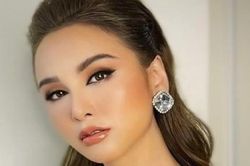 Sao Việt: Nhan sắc khác lạ của Hoa hậu Diễm Hương; Vân Hugo khoe vóc dáng quyến rũ sau sinh
