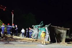 Thừa Thiên-Huế: Tai nạn giao thông đặc biệt nghiêm trọng, 4 người tử vong