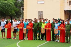 Mang Yang: 100 vận động viên tham gia giải bóng đá kỷ niệm ngày truyền thống lực lượng Công an nhân dân
