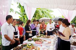 Hội thi ẩm thực Tết 'Xíp xí' của dân tộc Thái trắng xã Quang Huy