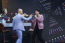 'Cuộc hẹn cuối tuần': Bất ngờ với gia tài phim ảnh và sự nghiệp ca sĩ 'nam thần' Isaac
