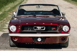 'Ông cụ' Ford Mustang 1964 hoàn mỹ sau 4,200 giờ trùng tu nhan sắc