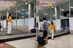 Cô gái 'lì lợm' bất chấp đứng lên băng chuyền hành lý quay clip