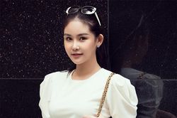 Lê Âu Ngân Anh bất ngờ công khai mặt chồng tương lai