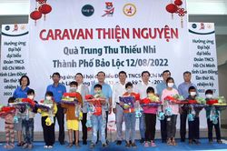 Bảo Lộc: Nhiều phần quà ý nghĩa đến với các em thiếu nhi
