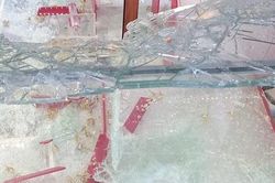 Quảng Nam: Truy bắt thanh niên 'dùng cuốc' cướp tiệm vàng bỏ trốn