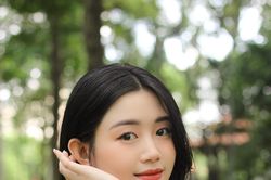 Chọn áo dài trắng để lưu giữ thanh xuân, 9X Sài thành cảm thấy tự hào khôn xiết