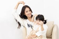 Á hậu Trương Mỹ Nhân công khai con gái 2 tuổi, ái nữ xinh như thiên thần