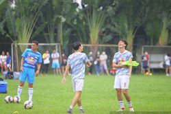 Câu lạc bộ Hoàng Anh Gia Lai có buổi tập để chuẩn bị cho trận đại chiến với Hà Nội FC